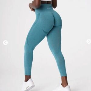 NVGTN Seamless Contour Leggings